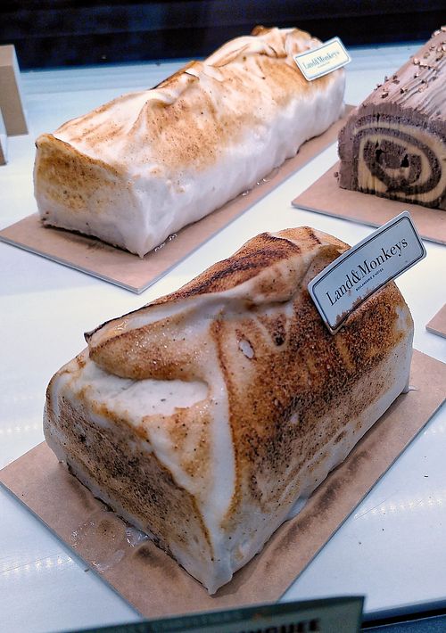 Bûche de Noël - Citron at Land & Monkeys - Turenne in Paris