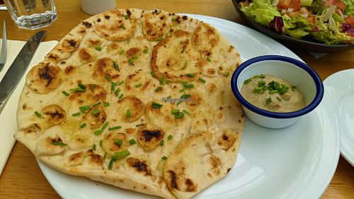 Fire roasted garlic flatbread with baba ghanoush at Hindelinis in Clitheroe