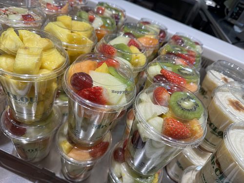 fruit #Veganuary at Mr Clou - Hauptbahnhof in Hamburg