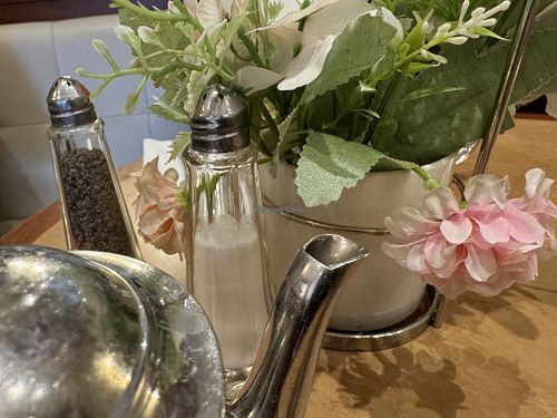 table  at Caffè Concerto - Piccadilly in London