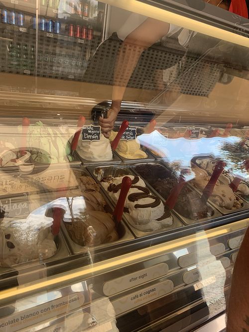 vegan options at Io Gelats Artesans in Mallorca