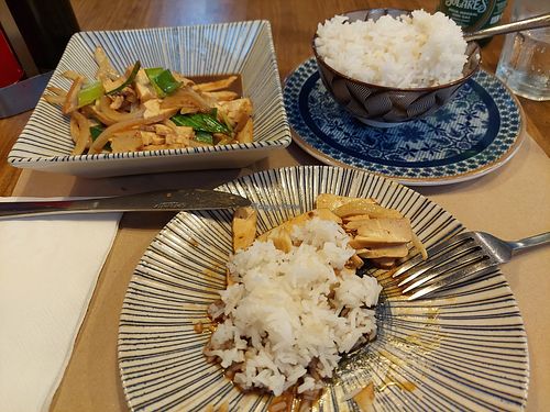 Sautéed tofu gan plus boiled white rice at Mr Wang in Santander