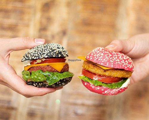 Vegan burgers at Heilig Boontje in Groningen