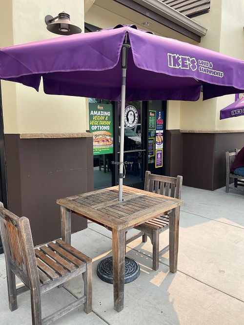 Entrance and outdoor seating at Ike's in Templeton