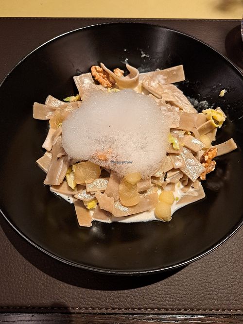 Pizzoccheri an einer Wirsing-Rahmsauce mit Thymian-Schaum at La Gorge in Saas-fee