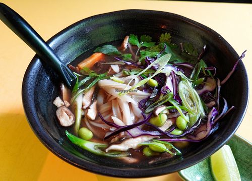 Phô at Veganees in Amsterdam