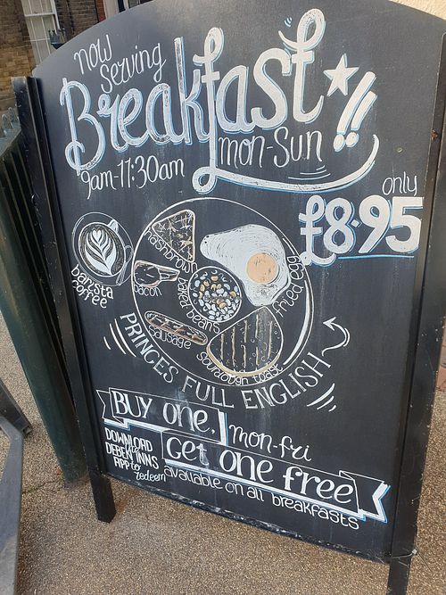 Outside sign at The Red Lion in Woodbridge