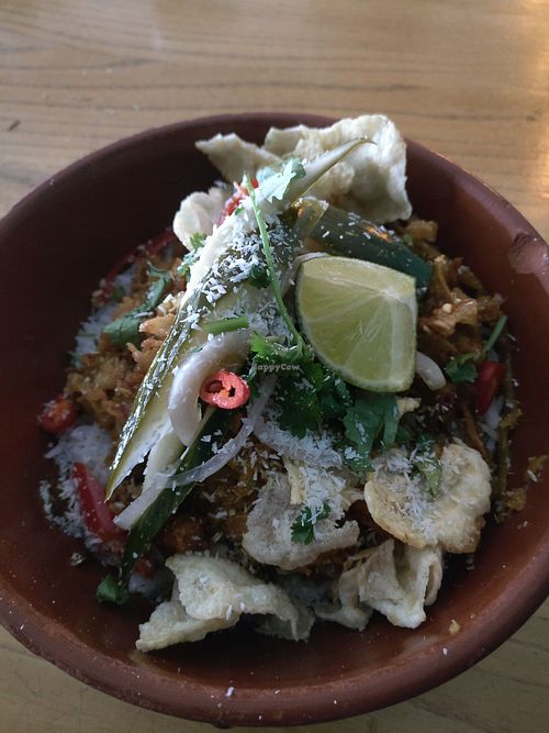 Rendang at Strandpaviljoen Twaalf in Den Hoorn