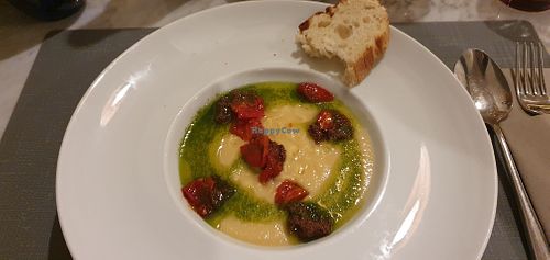 Hummus with wonderful bread. at Touli in Imperia