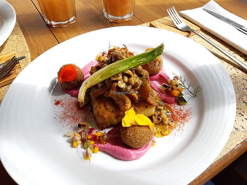 Mil folhas de batata, cantarelos e bolota at Cor de Tangerina in Guimaraes