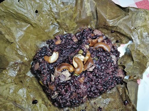 Black glutinous lotus leave rice at Humble Food in Central Singapore