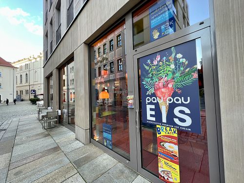 outside  at Rond & Heerlijk - Dutch Pancake House in Dresden