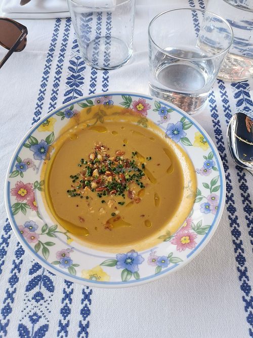Plat du jour, gaspacho avec amandes at Aux Pigeons Blancs in Saint-jean-de-luz