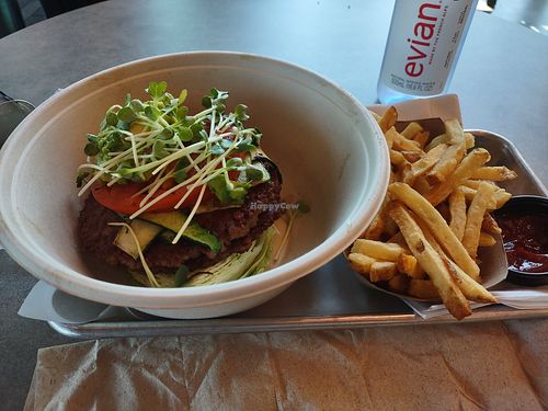 The cave dweller at Burger Lounge in Northridge