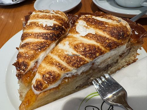 vegan cake  at Purer Genuss in Ingelheim