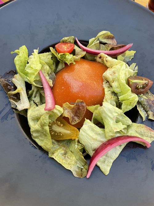 Tomaat ravioli  at Les Curieux Gourmands in Embrun