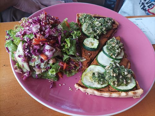 Tarte at Les Amants du Marche in Pau