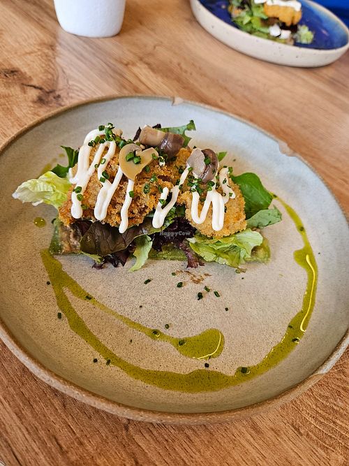 Flatbread at Br00m44 in Zagreb