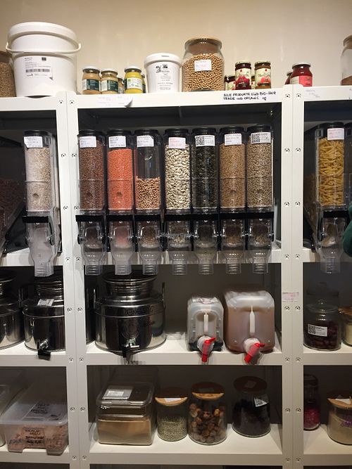 Grains station at Herbie Unverpackt in Berlin