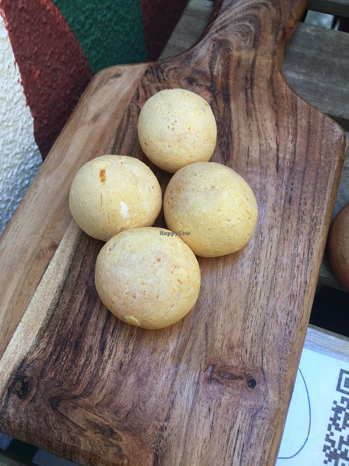Pão de beijo : vegan version of Brazilian pão de queijo at Tataoim in Lisbon