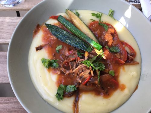 Dish of the Thursday : polenta and vegetable stew at Tataoim in Lisbon