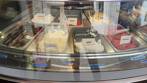 Sorbets at L'enxaneta Gelats d'altura in Palafrugell