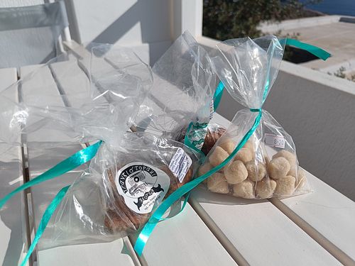  at Tranzisto-raki in Amorgos