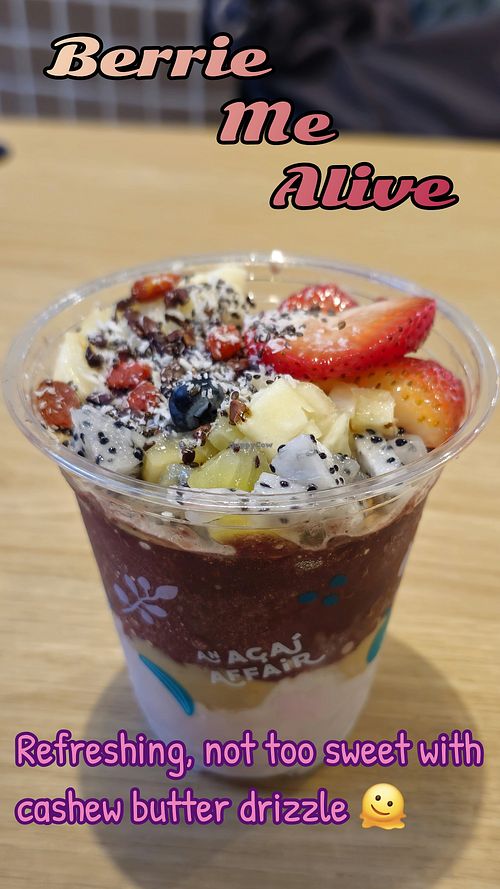 Berries at An Açaí Affair - 313@Somerset in Central Singapore