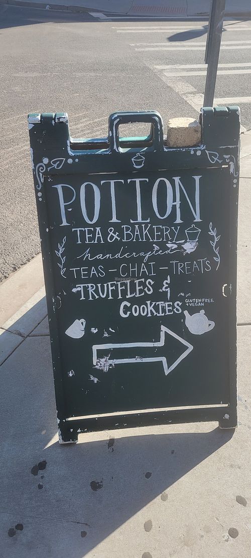 Outside sign at Potion Tea & Bakery in Flagstaff