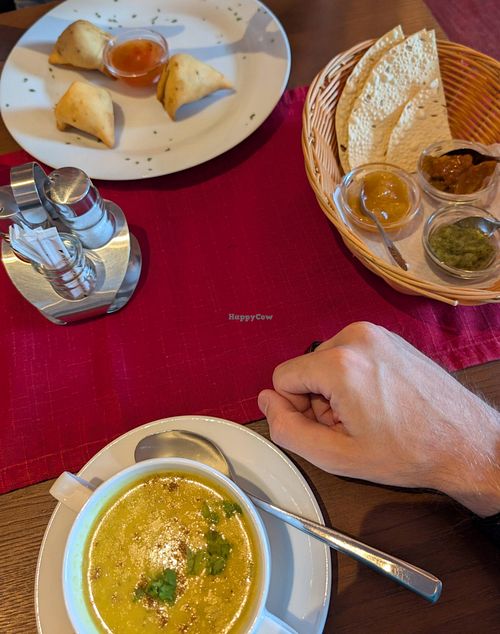 Samosas and lentil soup at Namaste India in Bischofshofen