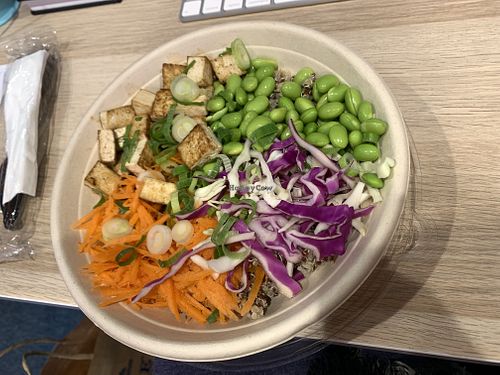 Quinoa and tofu bowl  at Poke District  in Doha
