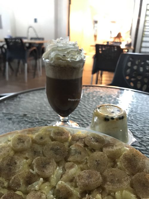 Frapuccino and banana pizza at NutriBakery - Aguas Claras in Brasilia
