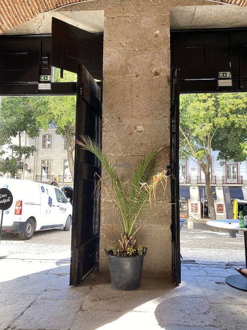 View outside with lots of light  at Dear Breakfast in Lisbon