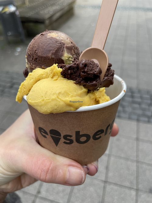 Mango and dark chocolate  at Eisberg in Erlangen