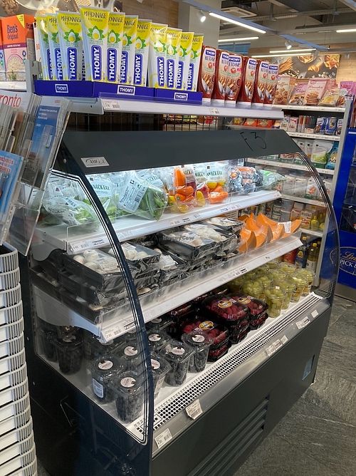 Produce  at Coop - Pronto Lausanne Gare in Lausanne