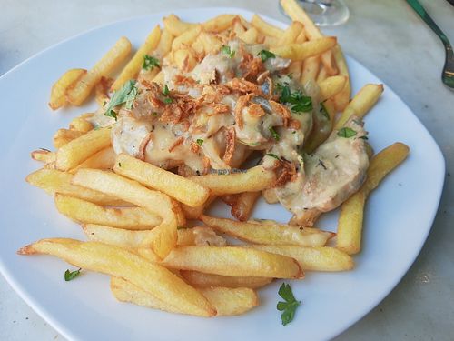 Loaded chips at Vida Cafe in Barcelona