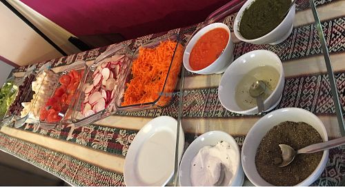 Sallad buffet at Maikhana in Cusco