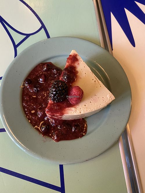 Cheesecake de frambuesa  at Groovy's Taqueria Vegana in Mexico City