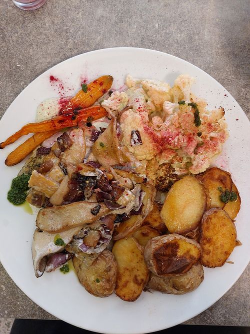 Tempeh Pilz Pfanne 🙌🏽 at Verde in Karlsruhe