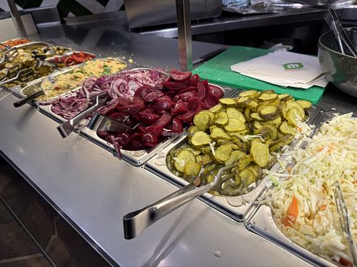 sides #Veganuary at Maoz - Damrak in Amsterdam