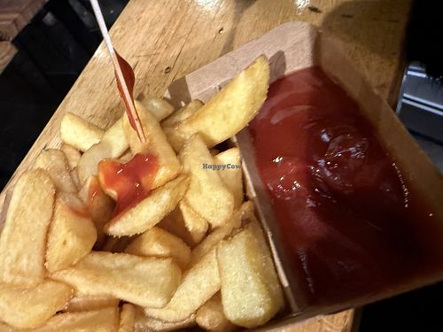 fries #Veganuary at Maoz - Damrak in Amsterdam