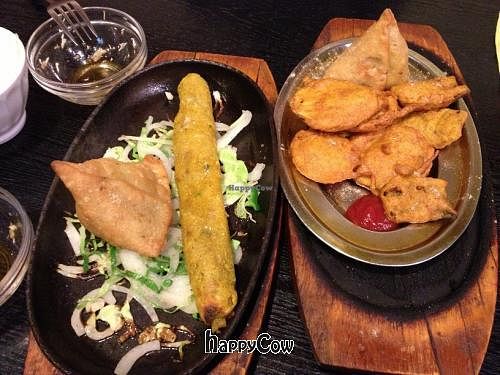 Appetizers at Shama Vegetarian Indian Restaurant in Osaka