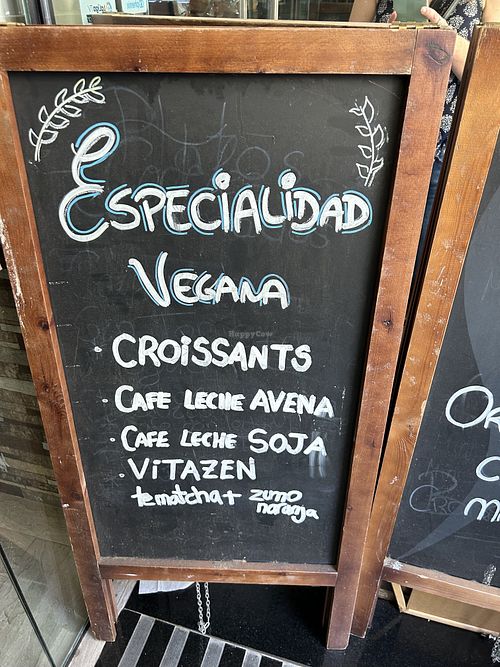 Signage   at CroisSants in Barcelona