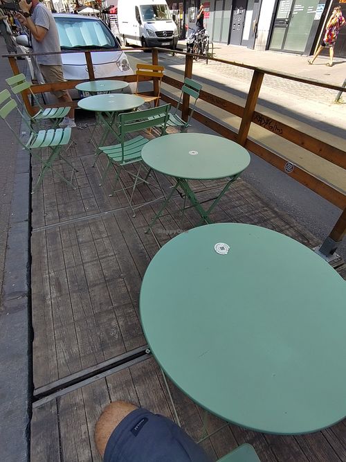 Outdoor seating at Taylor's Cafe in Brussels