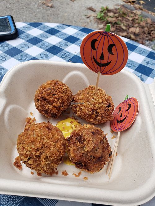 Mushroom nuggets at Secret Vegan Cafe in Kingston