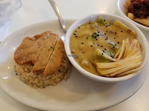 Thai Curry at Loving Hut in Reynoldsburg