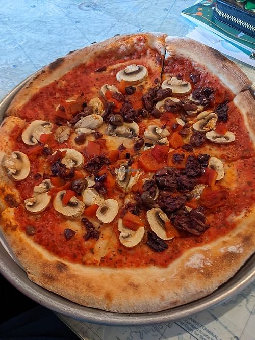Mushroom Kalamata pizza at East Ramp in Fairbanks