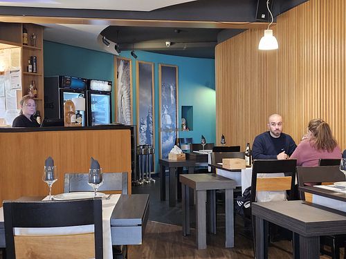 Nice atmosphere and decor. at Assembleia in Arouca