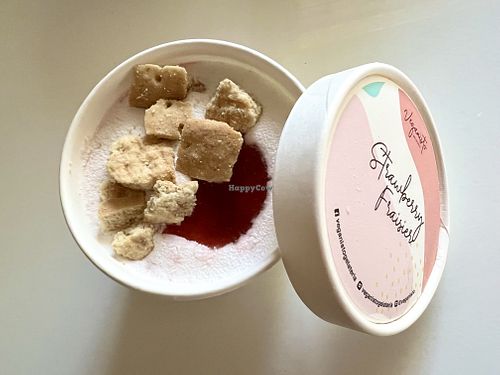 Strawberry fresh cream #Veganuary at Veganisto in Bangkok