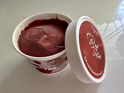 Red velvet  at Veganisto in Bangkok